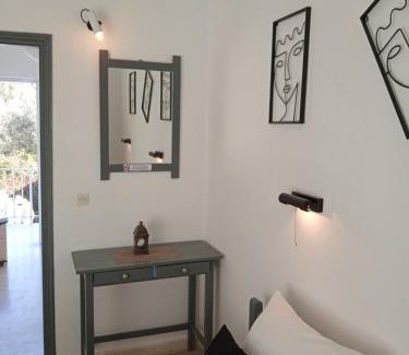 Messonghi Apartment | Rose Apartments Mesonghi