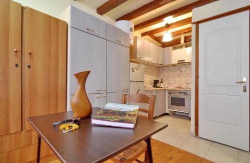 Old Town Apartment | Studio Milo