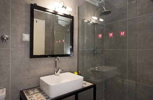 Old Town Apartment | the four seasons