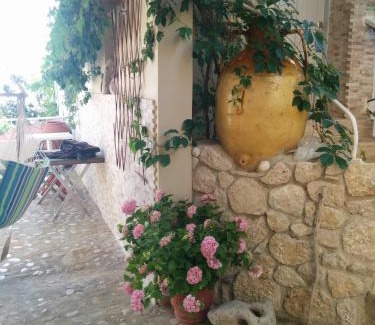 Paramonas Apartment | Varagoulis Giannis & Lenas Apartments