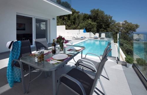 Pirgi Villa | Villa ∙ 5 bedrooms ∙ 14 guests