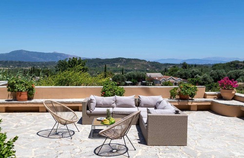 Vatos Villa | Villa ∙ 5 bedrooms ∙ 9 guests