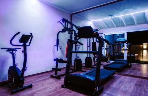 Corfu Town Villa | Villa Butterfly - Heated Pool, Jacuzzi, Sauna, Gym