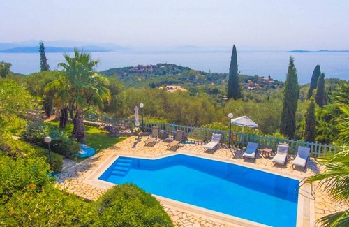 Pirgi Villa | Villa Malama: Large Private Pool, Sea Views, A/C, WiFi