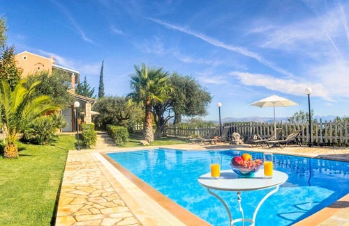 Pirgi Villa | Villa Malama: Large Private Pool, Sea Views, A/C, WiFi