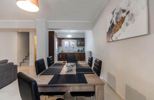 Alepou Apartment | ΔΙΩΡΟΦΗ ΜΕΖΟΝΕΤΑ-2KM ΑΠΟ ΤΟ ΚΕΝΤΡΟ-ILIANA HOUSE
