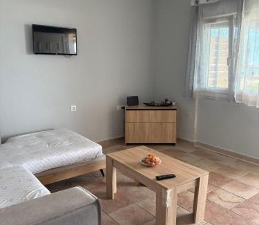 Paralia Dionysiou Apartment | Μοναδικές στιγμές χαλάρωσης με θέα την θάλασσα!
