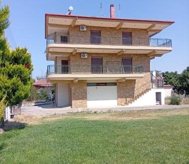 Nea Playia Villa | Το πέτρινο σπίτι