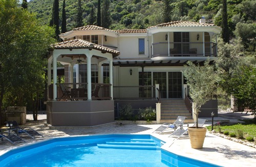 Nidri Villa | -10%:Secluded Family Villa Luxury private Hideaway with private pool