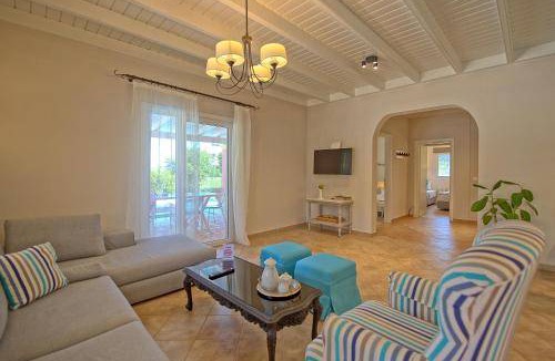 Acharavi Villa | 100 m² Villa ∙ 3 bedrooms ∙ 8 guests