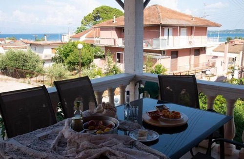 Petriti Apartment | 101 m² Apartment ∙ 2 bedrooms ∙ 4 guests