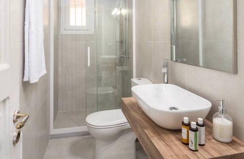Alepou House | 140 m² House ∙ 3 bedrooms ∙ 10 guests