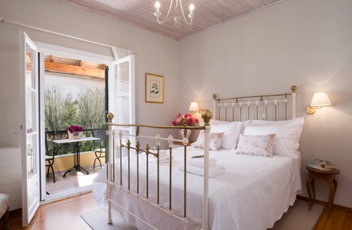Alepou House | 140 m² House ∙ 3 bedrooms ∙ 10 guests