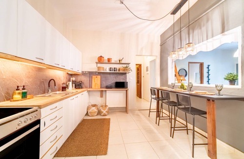 Lefkimmi House | 140 m² House ∙ 5 bedrooms ∙ 12 guests