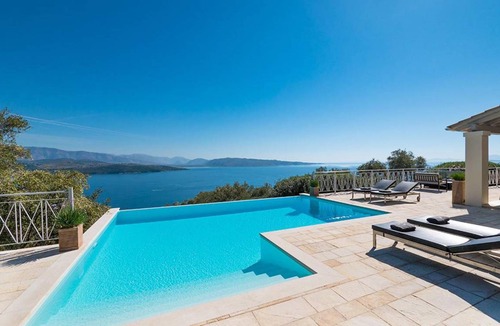 Agios Stefanos Villa | 140 m² Villa ∙ 5 bedrooms ∙ 10 guests