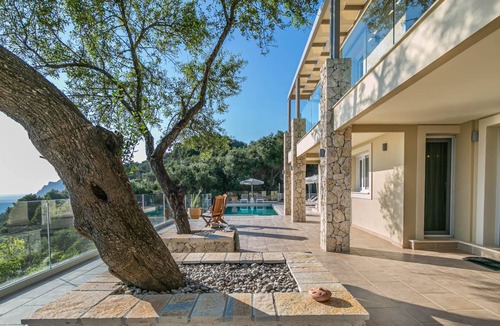 Sinarades Villa | 150 m² Villa ∙ 3 bedrooms ∙ 7 guests