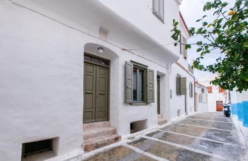 Pythagorio Villa | 1897 Heritage house 5mins Pythagorio-sea-airport