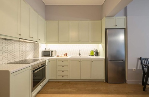 Athens City Centre Apartment | 2 Bedroom & 2 Bathroom - 4mins Walk To Acropolis