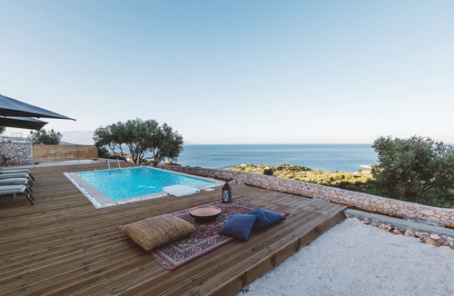Elation Villa | 2-Bedroom Villa with Private Pool - Yasmi - Yiameli collection