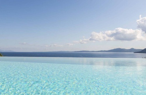 Perama Villa | 270 m² Villa ∙ 4 bedrooms ∙ 9 guests