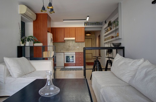 Pyrgos Psilonerou Apartment | 3 Bedroom Apartment Elias Total