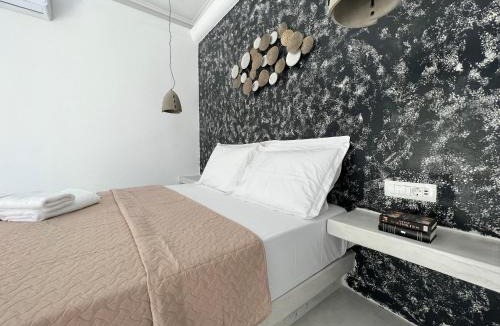 Perissa Apartment | 3 Bedroom House included car rental-Heated Jacuzzi