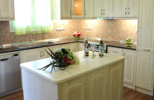 Termenades Villa | 3 bedroom villa w/ pool in quaint resort