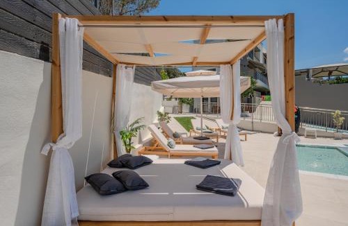 Xiro Chorio Villa | 3As Luxury Villa with Heated Pool, Sauna and Gym