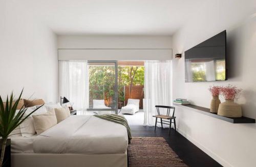 Vari-Voula-Vouliagmeni House | 3BD 2 Floor Maisonette with Pool