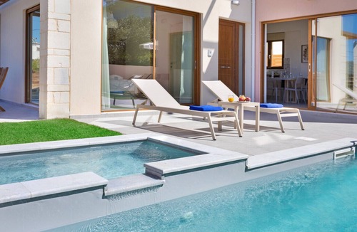 Agia Marina Villa | 4-bedroom Panorea Villa