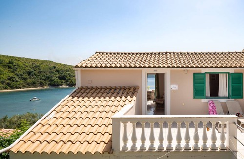 Agios Stefanos Apartment | 46 m² Apartment ∙ 1 bedroom ∙ 2 guests
