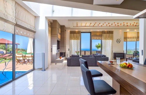 Platanias Villa | 5-bedroom Modern Interior Villa of 300 sq m with private (heated) pool