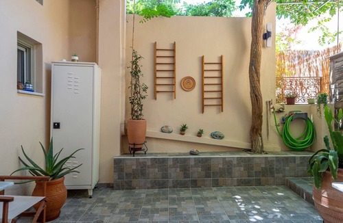Aegina Town Apartment | 5-min walk from Aegina Port | Cozy Stay Near Beaches, Cafés & Island Fun