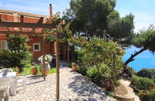 Sinarades Apartment | 50 m² Apartment ∙ 2 bedrooms ∙ 4 guests