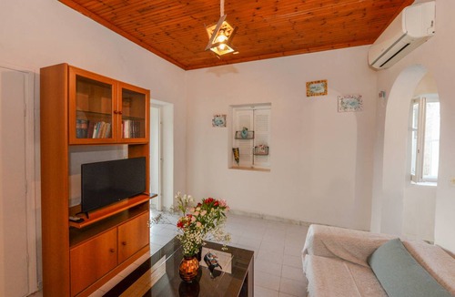Esperion House | 60 m² House ∙ 1 bedroom ∙ 4 guests