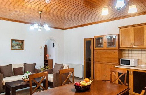Petriti House | 60 m² House ∙ 2 bedrooms ∙ 4 guests