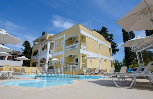 Kassiopi Apartment | 60 m² Serviced apartment ∙ 4 guests