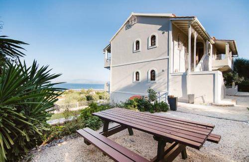 Dassia Apartment | 65 m² Apartment ∙ 2 bedrooms ∙ 4 guests