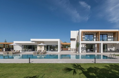 Kato Gouves Villa | 8 Bedroom Villa - heated pool - Wedding/Retreat events