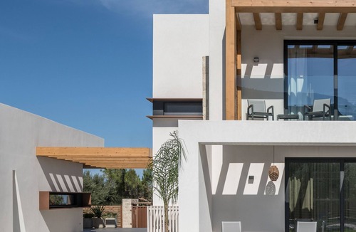 Kato Gouves Villa | 8 Bedroom Villa - heated pool - Wedding/Retreat events