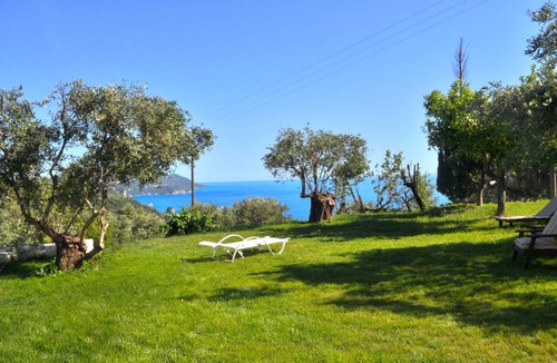 Pelekas Apartment | 80 m² Apartment ∙ 3 bedrooms ∙ 4 guests