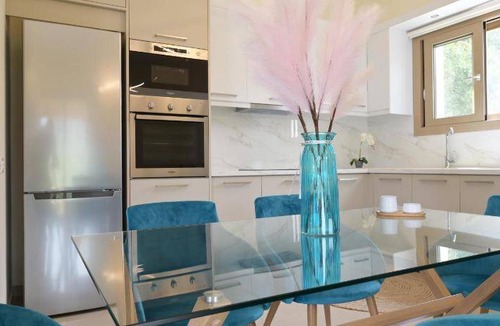 Liapades Villa | 95 m² Villa ∙ 3 bedrooms ∙ 7 guests