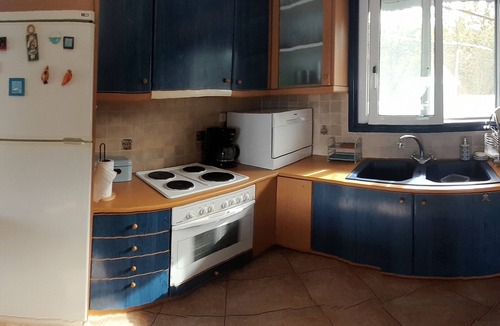 Vatera House | A cosy nest in the sea and sun. Family-sized house, 10 minutes from the beach.