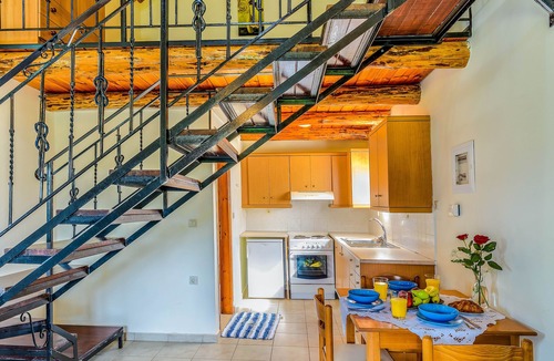 Mourniai House | A PEACEFULL PARADISE WITH SWIMMING POOL FOR YOUR RELAXATION