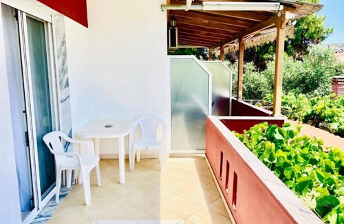 Potos Apartment | Achinora Potos Triple Room With Balcony