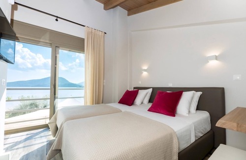 Perigiali Villa | Acqua di Mare - Villa Siena