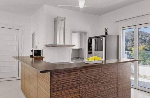 Ixia Villa | Adamas Villa in Rhodes Town