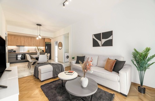 Kinosargous Apartment | Adorable 2BR Apartment in Neos Kosmos