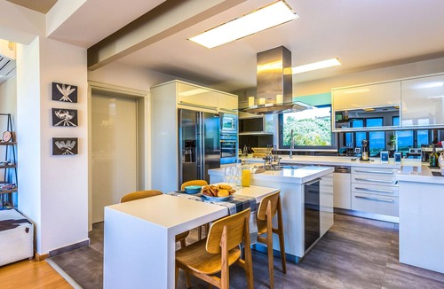 Kontomari Villa | Aegea Villa Chania: 5' to Beach/Private Heated Pool/Sea View/Gym