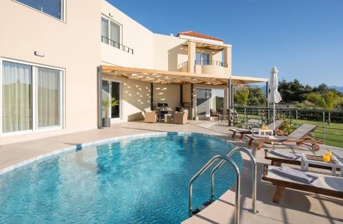 Nea Kydonia Villa | AéNaos Luxury Villa with Pool in Galatas